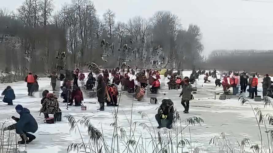 «Клев отменный!» – Под Гродно рассекретили «очень рыбное место». Но есть опасность