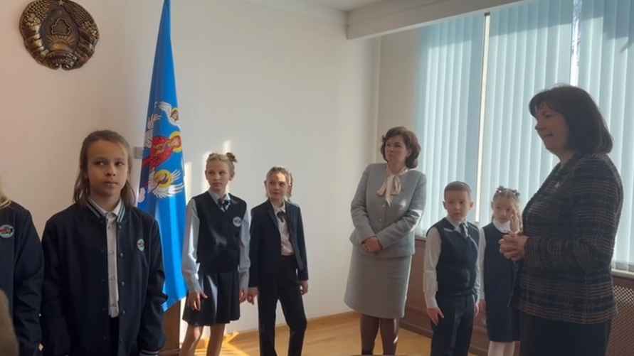 Образцы формы для столичных школ из телеграм-канала Совета Республики