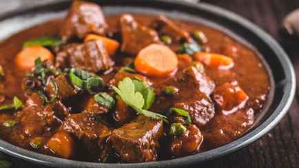 Эти две ошибки делают мясо для гуляша жестким. Как исправить?