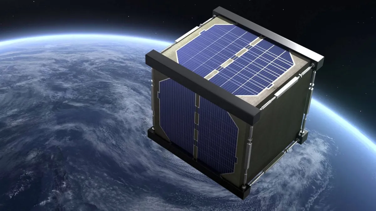 Япония решила запустить первый в истории деревянный космический спутник. Зачем?