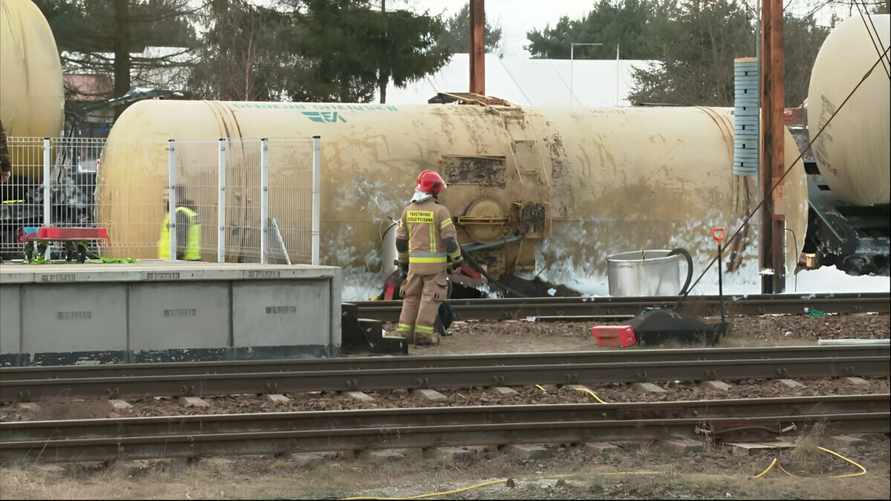 В Польше сошел с рельсов поезд с авиационным топливом. Что известно?