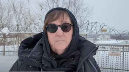 Тело Навального отдали матери