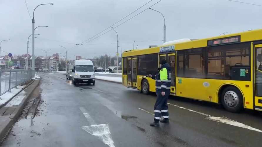В ГАИ запретили белорусам требовать это от водителей маршруток