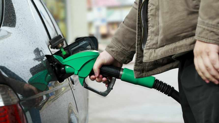 Британские эксперты рассказали, как экономить на топливе с помощью... окон. Это как?