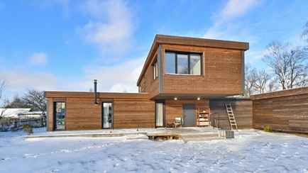 Под Минском выставили на продажу дом из морских контейнеров. Что предложили за $170 тысяч?