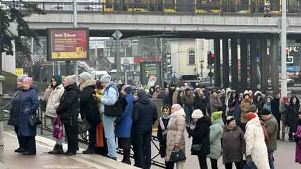 В центре Минска выстроилась километровая очередь. Что случилось?