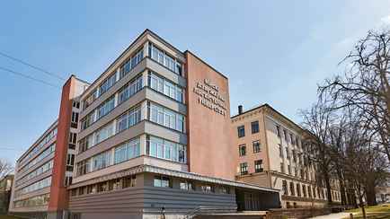 Лукашенко потребовал принять решения по преподавателям белорусских вузов, не разделяющих госидеологию