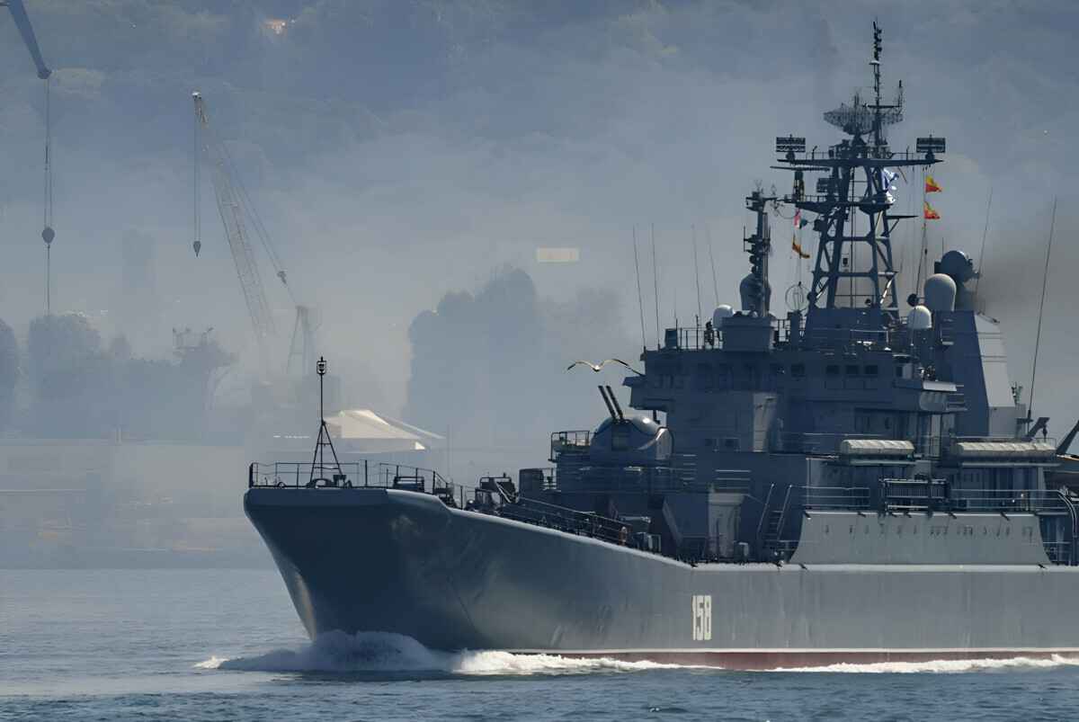 Десантный корабль «Цезарь Куников».