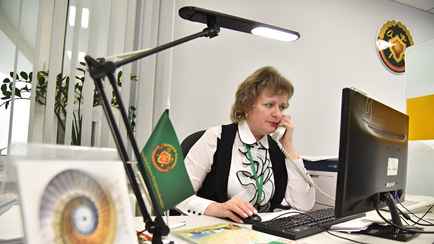 Некоторым белорусам стали приходить СМС с требованием уплатить 2,3 тыс. рублей в ФСЗН. За что?