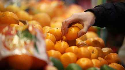 «Не верю!» — Белорус показал, где купить мандарины по 2,5 рубля