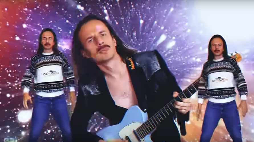 Скриншот клипа в Youtube