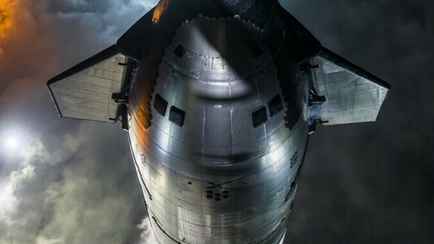 SpaceX объявила о готовности самой большой ракеты в мире к полету