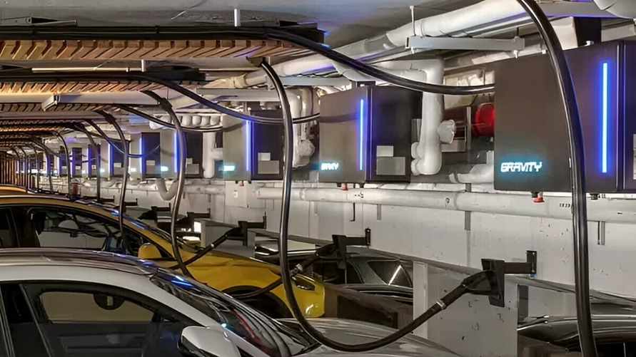 Поддерживаемый Google стартап предложил зарядку электромобилей за пять минут. Но ни одно авто не подходит?