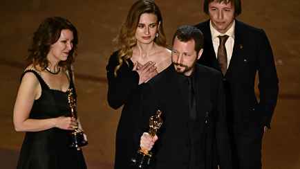 «Лучше бы я не снимал этот фильм» — Украинская картина получила «Оскар». А какую назвали «фильмом года»?