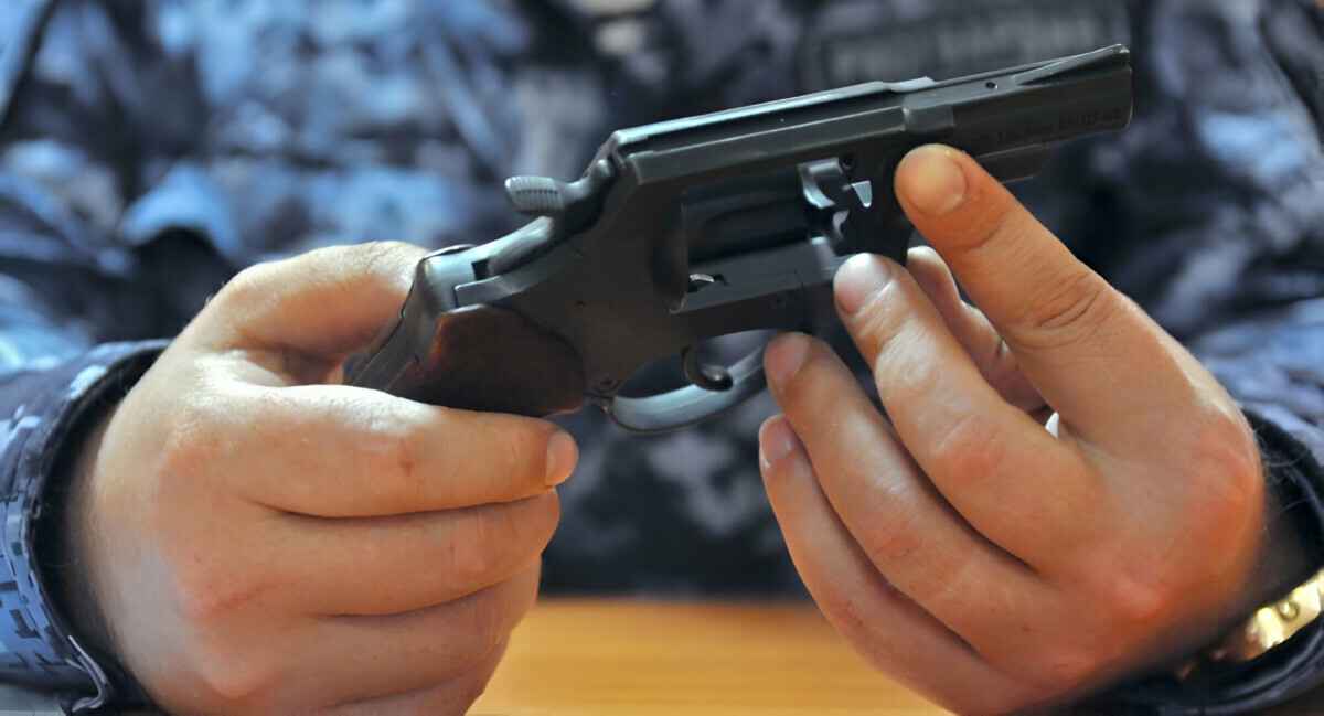 Белорусских милиционеров вооружили автоматическим оружием из-за теракта в московском "Крокус Сити Холле"