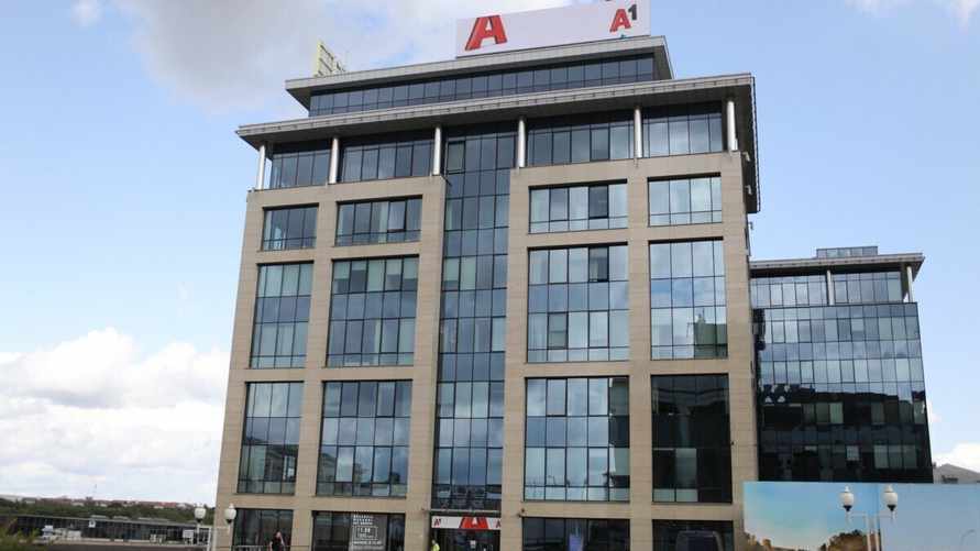 500 рублей в подарок и изменения в тарифах. Мобильные операторы предупредили белорусов о новшествах в марте