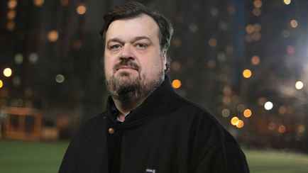 Умер российский спортивный журналист и комментатор Василий Уткин