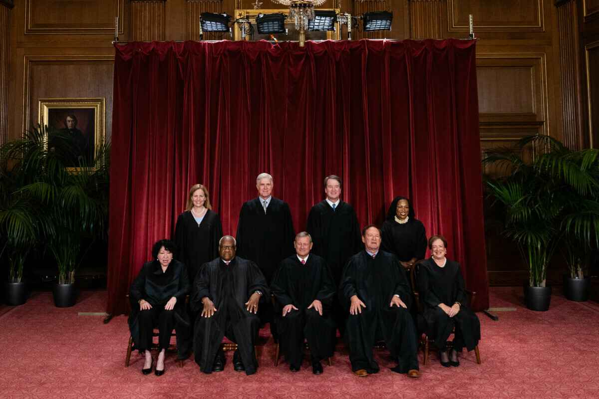 Верховный суд разрешил Трампу участвовать в выборах президента США