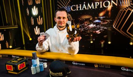 32-летний белорус стал пятикратным чемпионом по игре в покер. Сколько выиграл на этот раз?