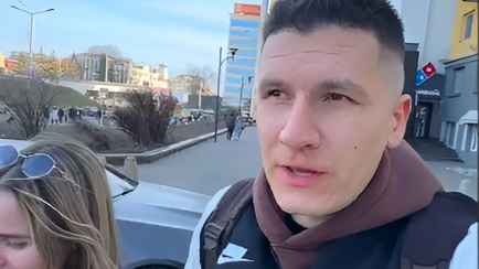 «Сейчас мы их обанкротим!» — В минском кафе предложили оформить подписку на кофе. В чём выгода?