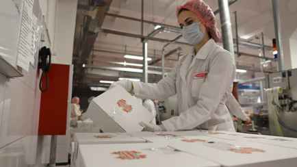 «Коммунарка» решила построить цех по производству конфет по рецепту Лукашенко