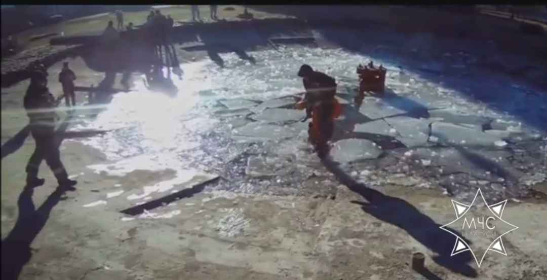 В Новополоцке ребенок попал в ловушку городского фонтана