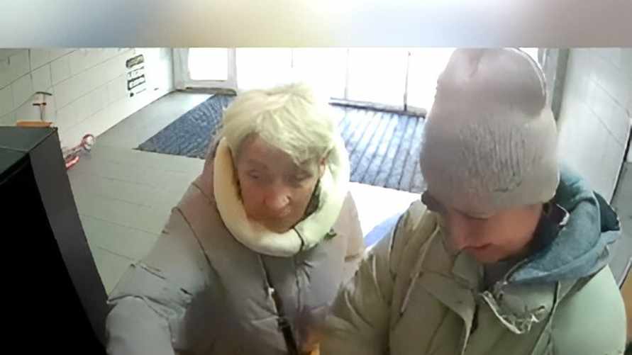 "Капец. Стыдоба!" — Видео женщин у кофейного автомата в Барановичах собрало почти 300 тысяч просмотров