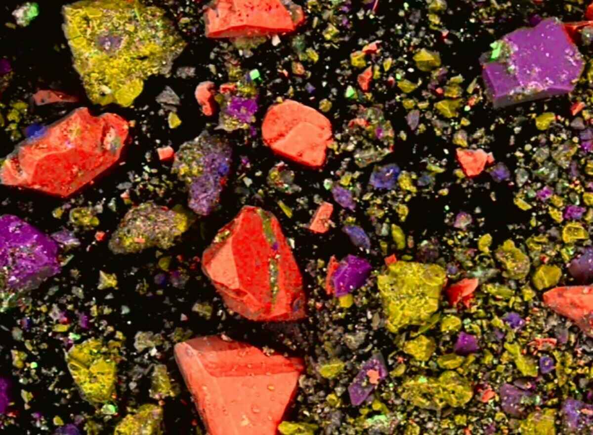 Вещество, обнаруженное в каменном флаконе. 