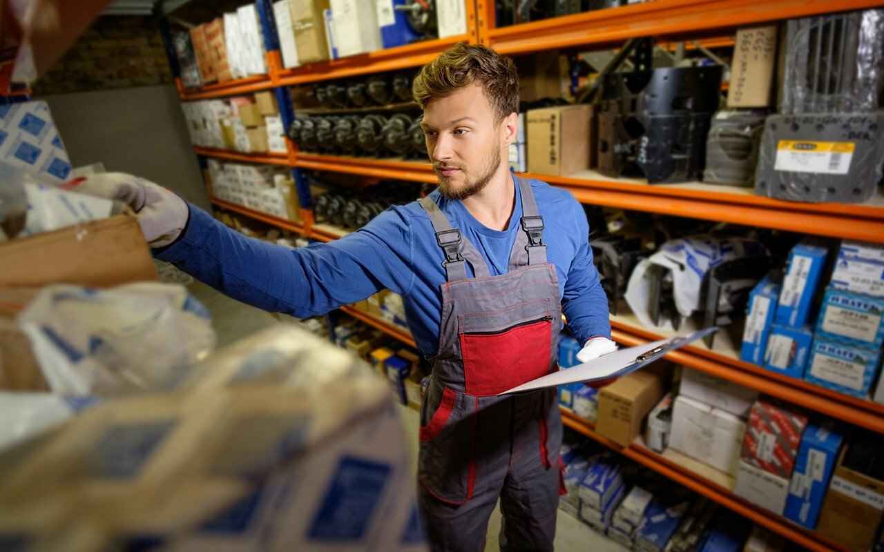 Должен ли продавец принимать обратно не подошедшие автозапчасти? Вот что говорит закон