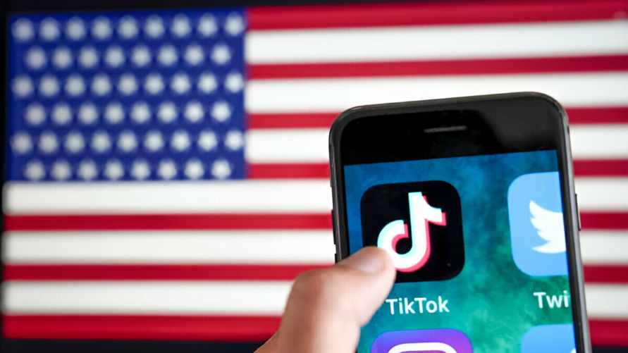 Конгресс США решил заставить китайских владельцев продать TikTok. Что будет с соцсетью?
