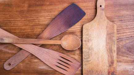 Эти хитрости продлят срок службы деревянных кухонных инструментов. Понадобятся только домашние средства