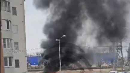 Белгород в РФ попал под ракетный обстрел. В соцсетях показали взрывы и столбы дыма в городе