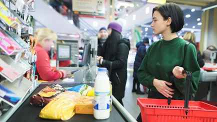 Стало известно, сколько белорусов получает меньше БПМ