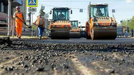 Какую долю дорожных работ белорусы покрывают транспортным налогом? В Минтрансе поделились своими подсчетами