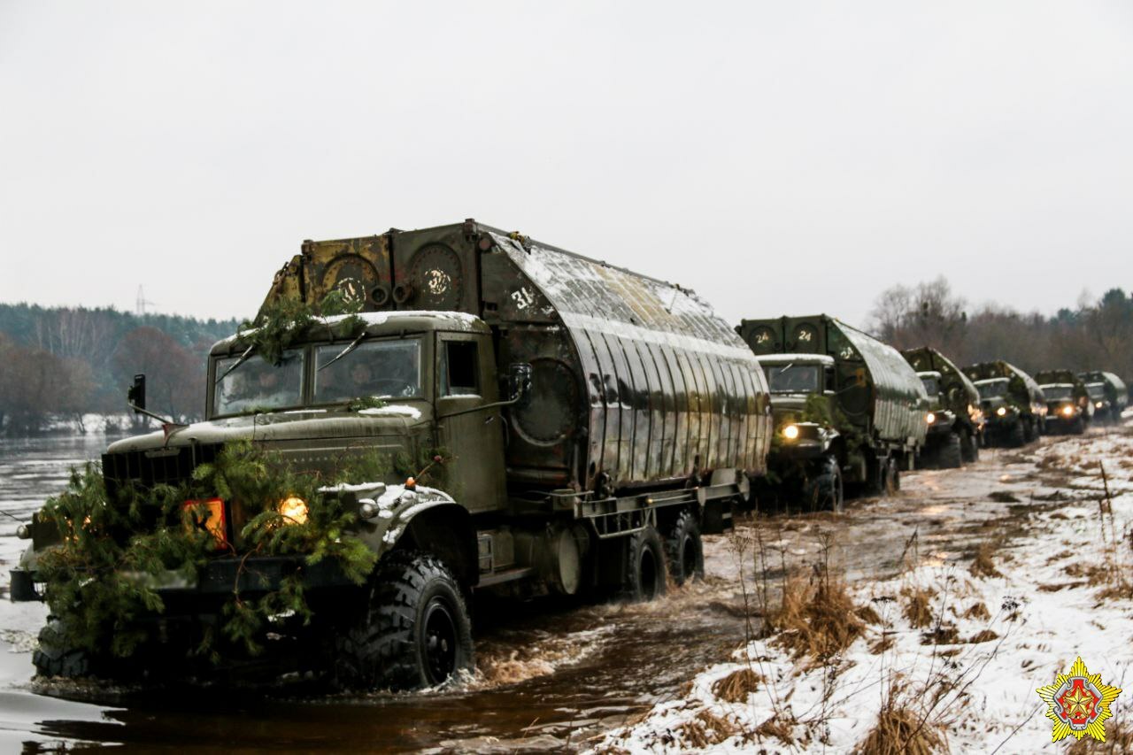 Белорусские военные оборудовали паромную переправу через Нёман. Зачем?