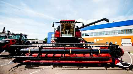 «Гомсельмаш» начал выпускать комбайны-беспилотники