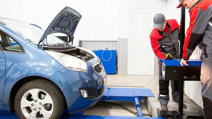 В "Белтехосмотре" рассказали, с какой ржавчиной можно получить ТО. А что насчет вырезанного катализатора?