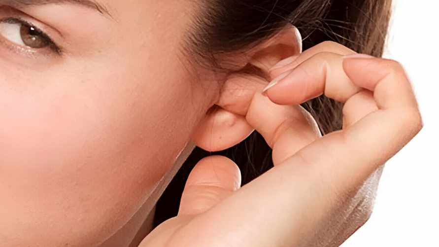 Почему чешутся уши? Вот когда белорусам нужно срочно идти к врачу, чтобы не лишиться слуха