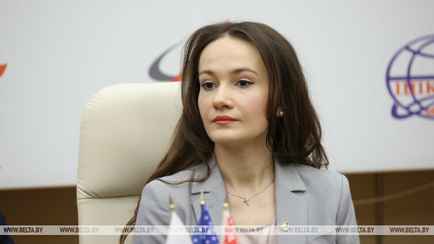 «Со старшим братом договоримся, готовься» — Лукашенко предложил «забросить» дублершу Василевской в космос