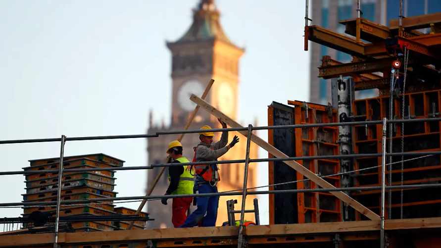 В Минтруда рассказали, может ли белорус претендовать на пенсию, если долгое время жил за границей