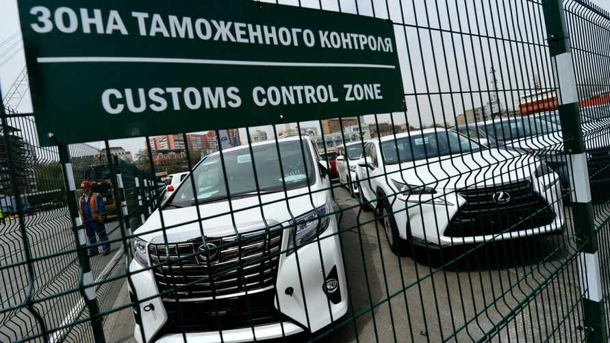 В Беларуси изменили правила беспошлинного ввоза авто из-за границы. Но не для всех