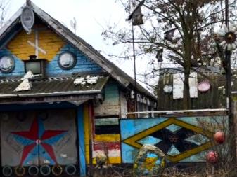 «Мне кажется, там маньяки живут» — В TikTok опубликовали видео необычного дома на Минщине