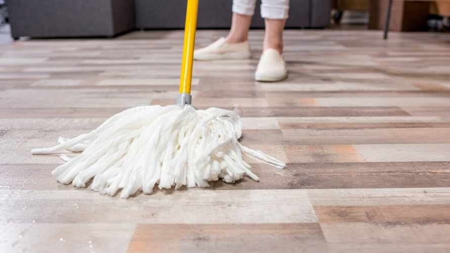 Добавьте в воду эту специю и помойте полы. Эффект превзойдет все ваши ожидания