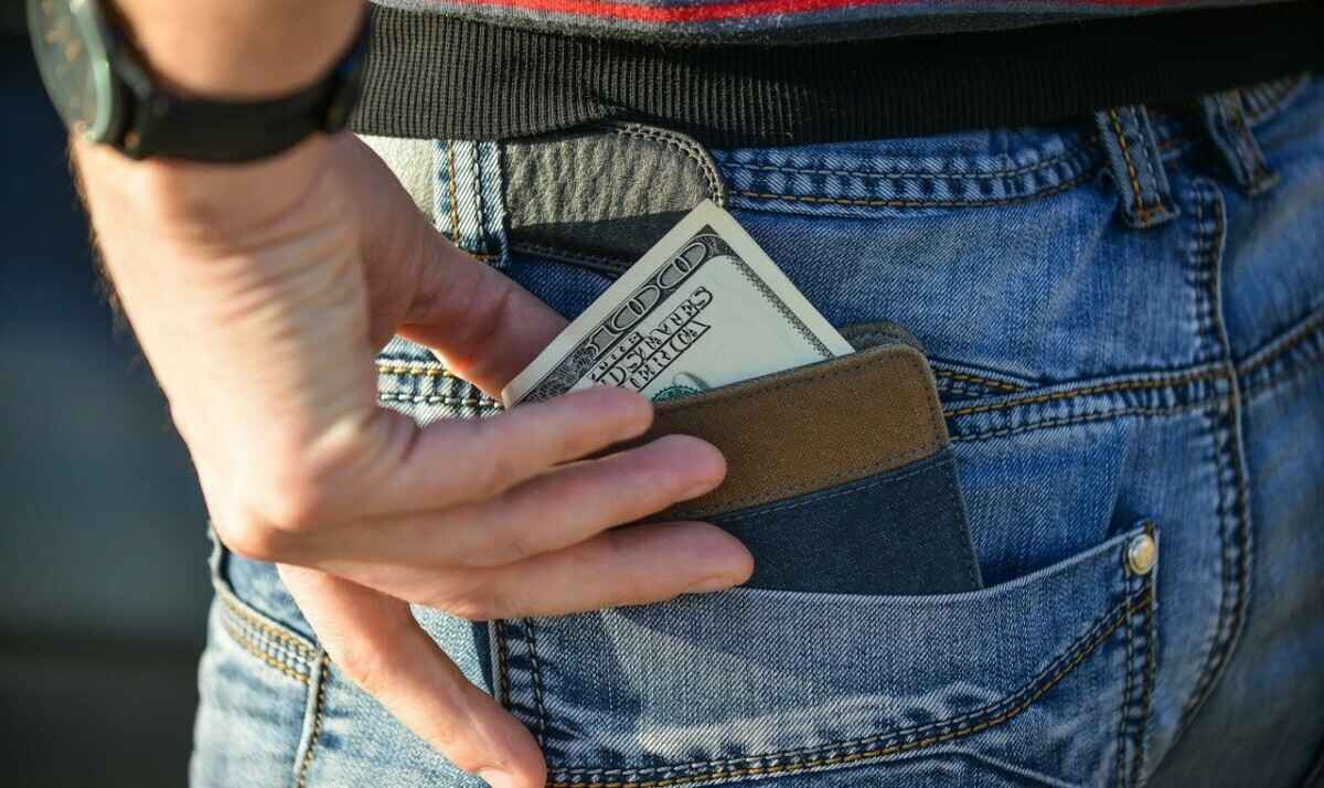 В СК рассказали, кто из белорусов может избежать ответственности за дачу взятки