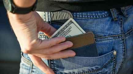 В СК рассказали, кто из белорусов может избежать ответственности за дачу взятки