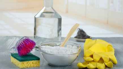 Эксперты посоветовали не чистить пищевой содой эти вещи. Какими домашними средствами заменить?