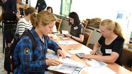 Минобразования Беларуси утвердило сроки вступительной кампании в вузы. Когда нести документы?