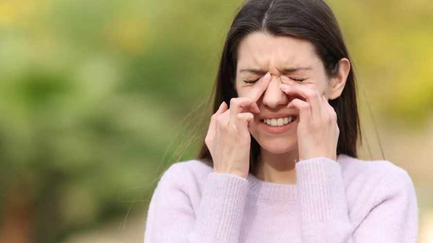 Постоянно чешутся глаза? Вот как проверить, завелись ли у вас паразиты