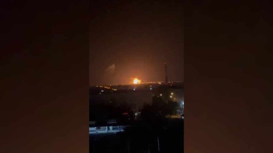 Десятки дронов атаковали российские НПЗ и военный аэродром в Краснодарском крае