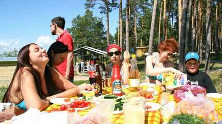 Штраф до 320 рублей. В МВД рассказали, на каких пляжах Минска разрешено пить алкоголь и жарить шашлыки